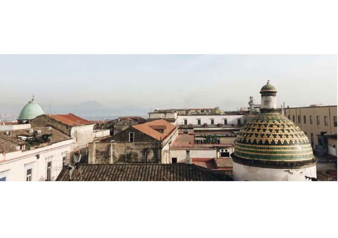 לינה וארוחת בוקר נאפולי La Casa Sui Tetti מראה חיצוני תמונה